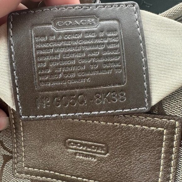 🤎 2005 Vintage Y2K Coach Signature Sufflette Soho Snakeskin Copper Buckle Bag - Picture 7 of 7